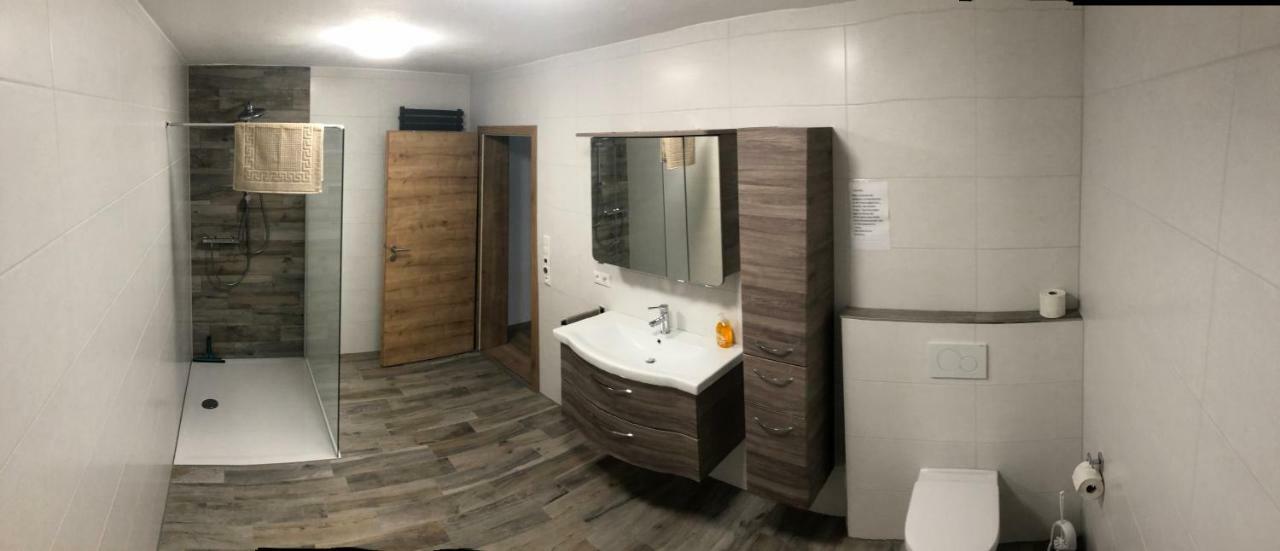 Landhaus Ferienwohnungen Mit Pool Und Wellness Neukirchen-Balbini Zewnętrze zdjęcie
